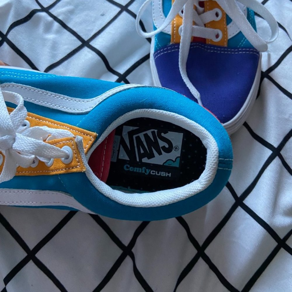 comfy cush vans